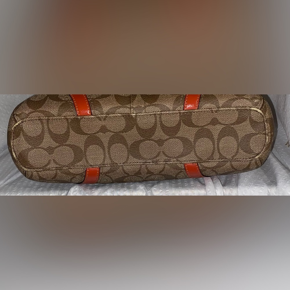 Coach Peyton - image 7